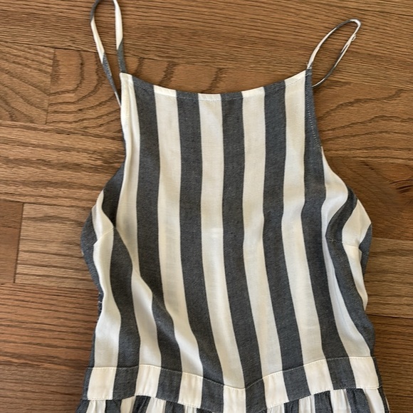 Jumpsuit - Picture 2 of 4